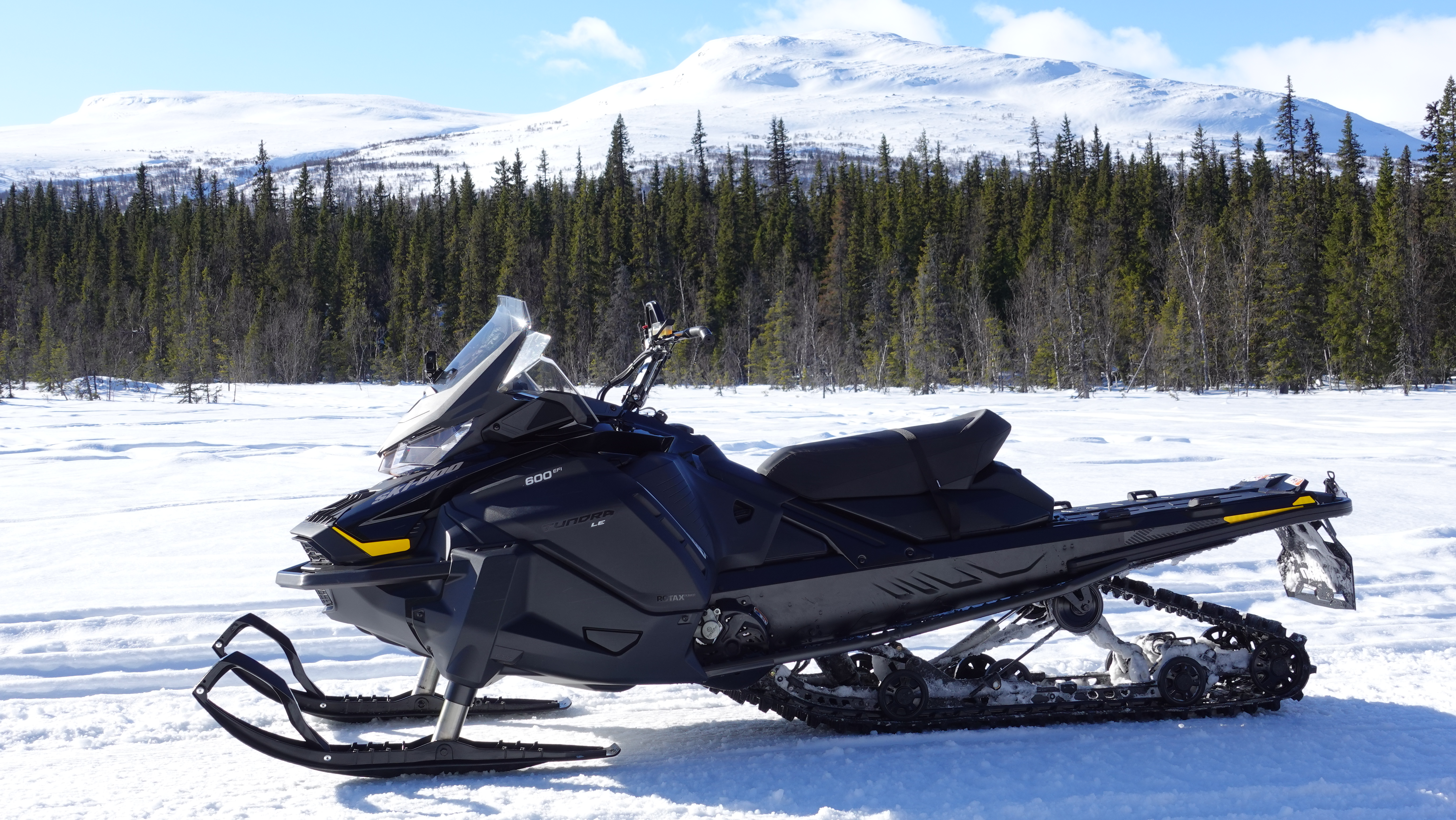 Skidoo tundra 