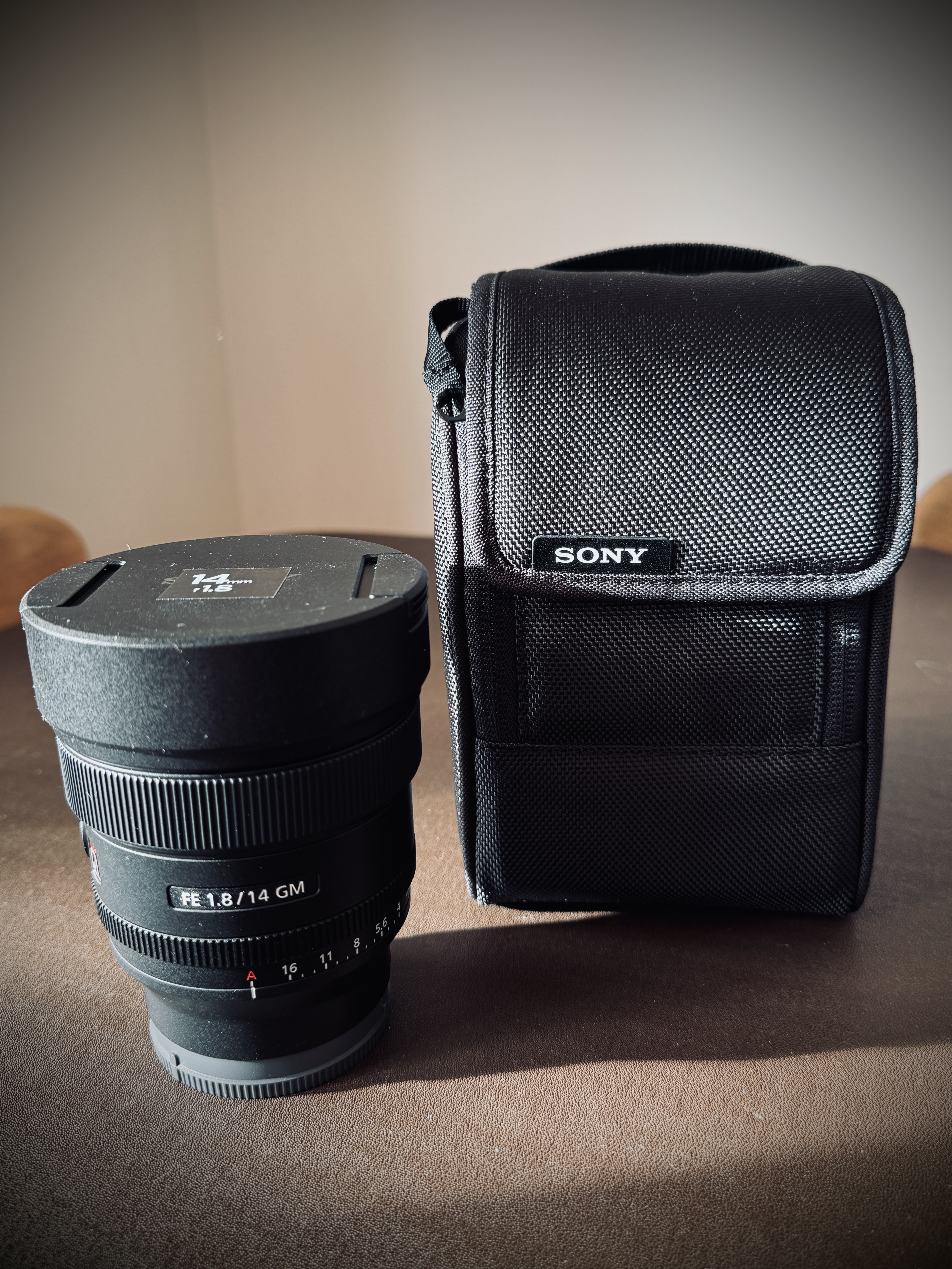 Sony g-master 14mm f1.8