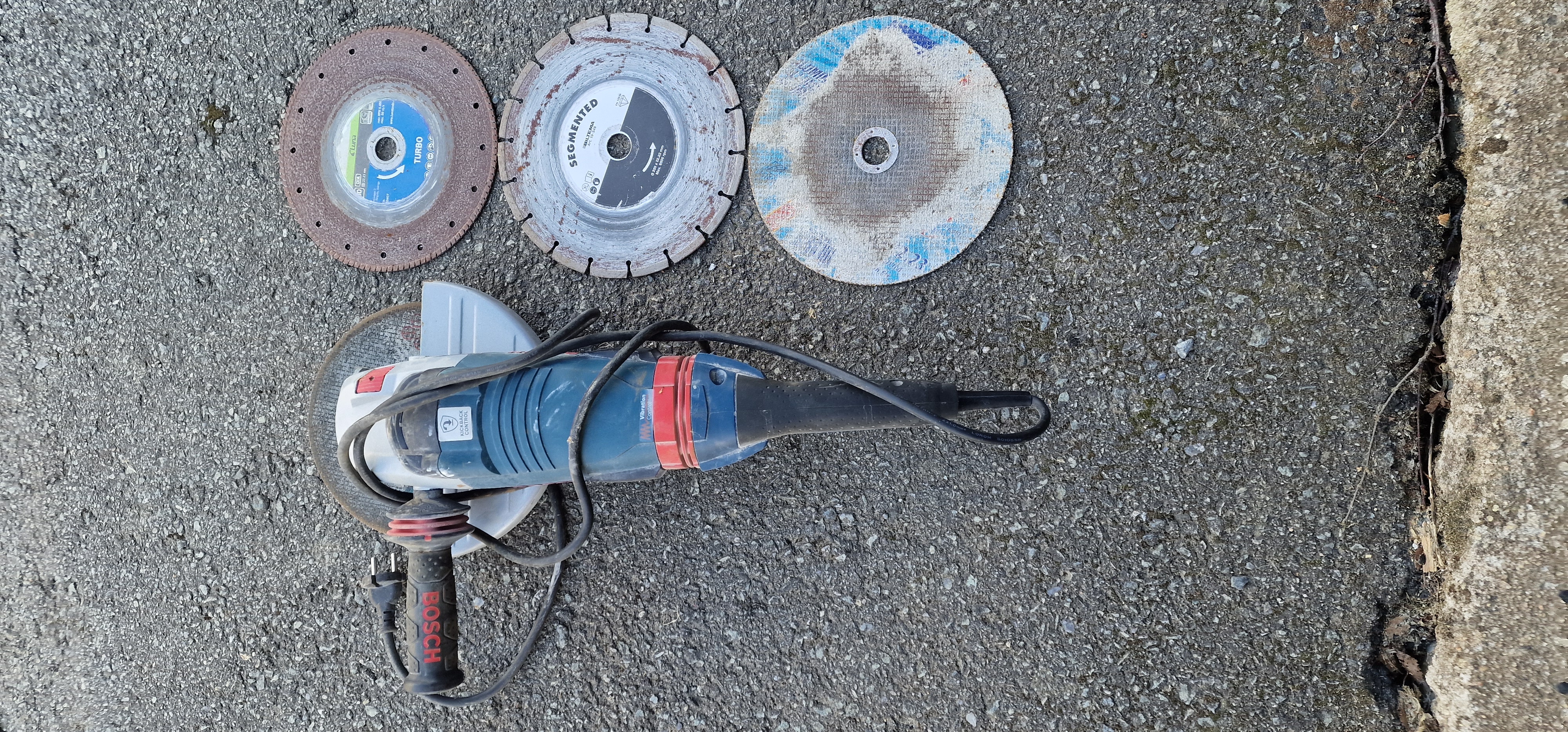 Vinkelsliper bosch ø230