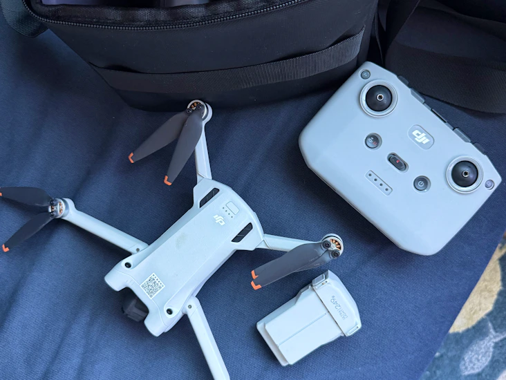 📸 dji mini 3 pro drone kit for rent – lightweight, pro-ready, vertical shooting