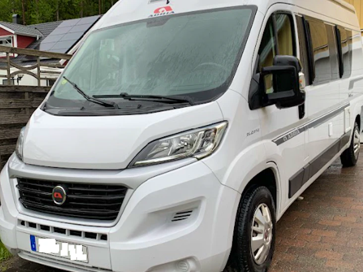 Fin plåtis 3,5 ton, b-körkort, 4 sov & bält. plats uthyres!