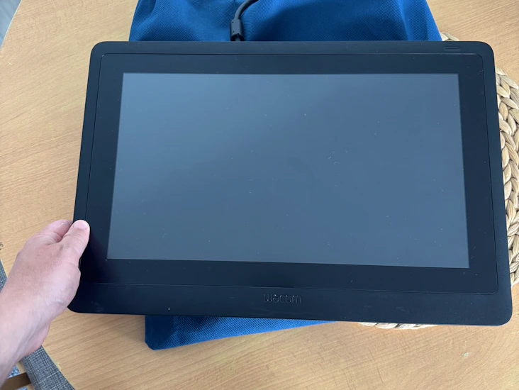 Wacom cintiq 16 (2019) – high-performance pen display tablet for creatives