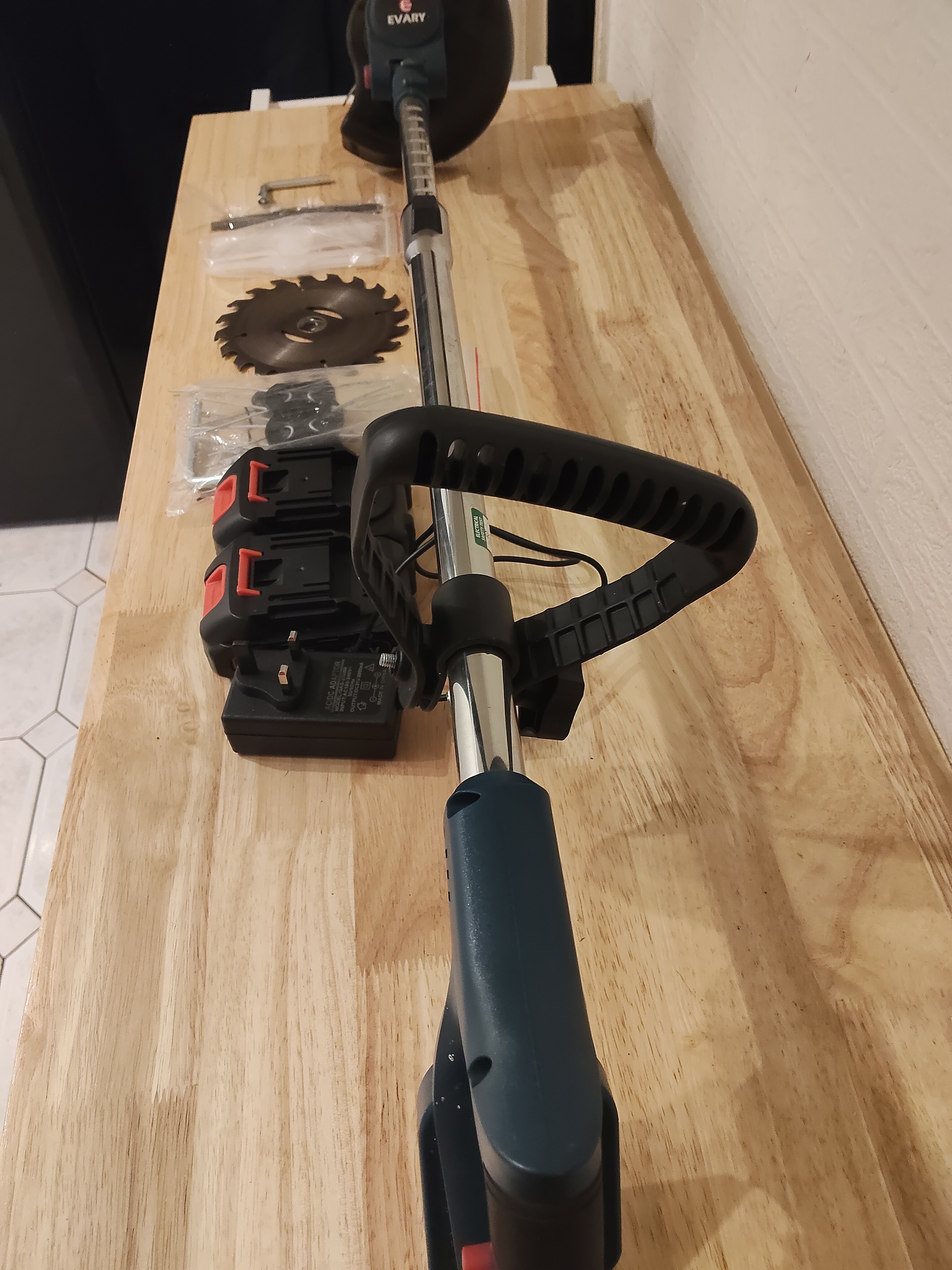 Evary cordless trimmer and mower