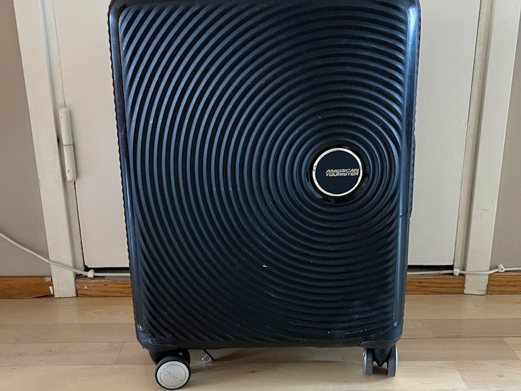 American tourister matkalaukku käsimatkatavarakoko