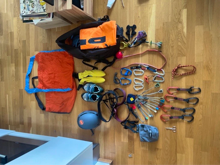 Pakke str s inne/ute (led, trad, rappelring)