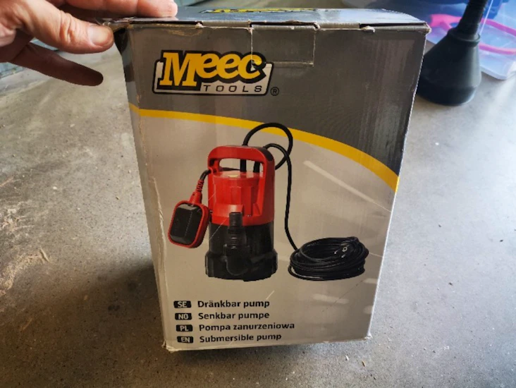 133 l/min dränkbar pump