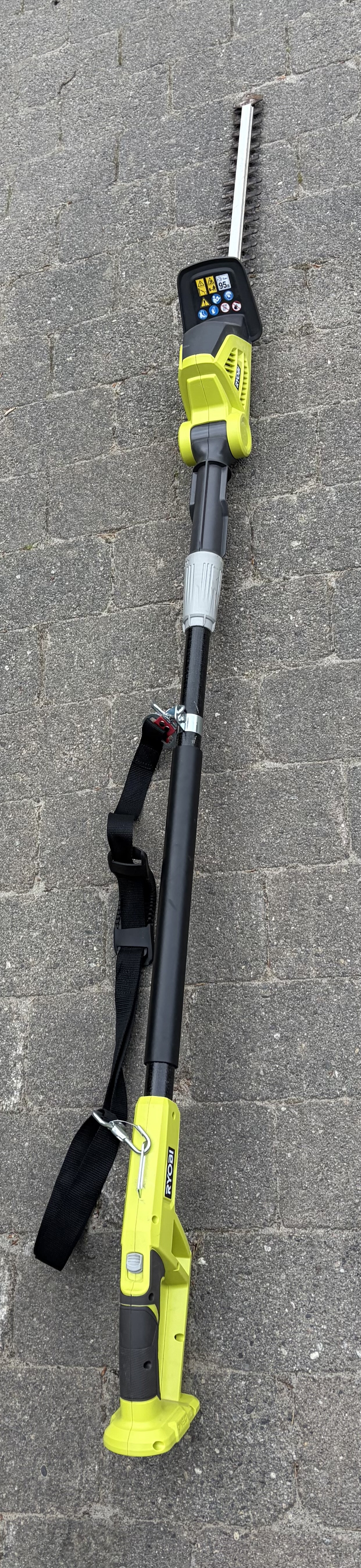 Ryobi hekksaks med ekstra lang rekkevidde