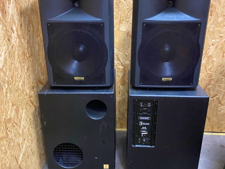 Ljud och ljus till festen eller den lilla spelningen