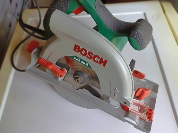 Cirkelsåg bosch pks 55 a