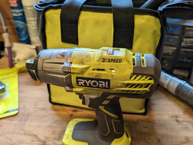 Ryobi muttertrekker r181w3 med utstyr