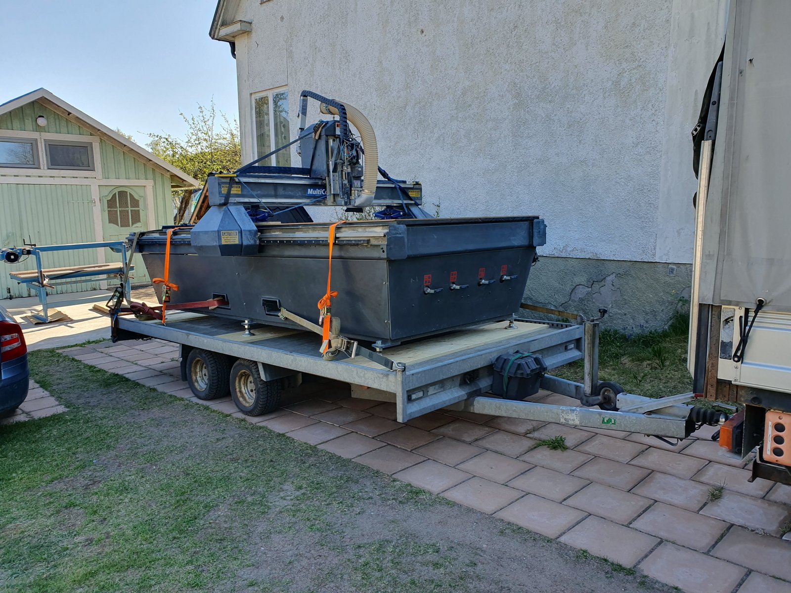 Biltransport (multitransport, multisläp, maskinsläp)