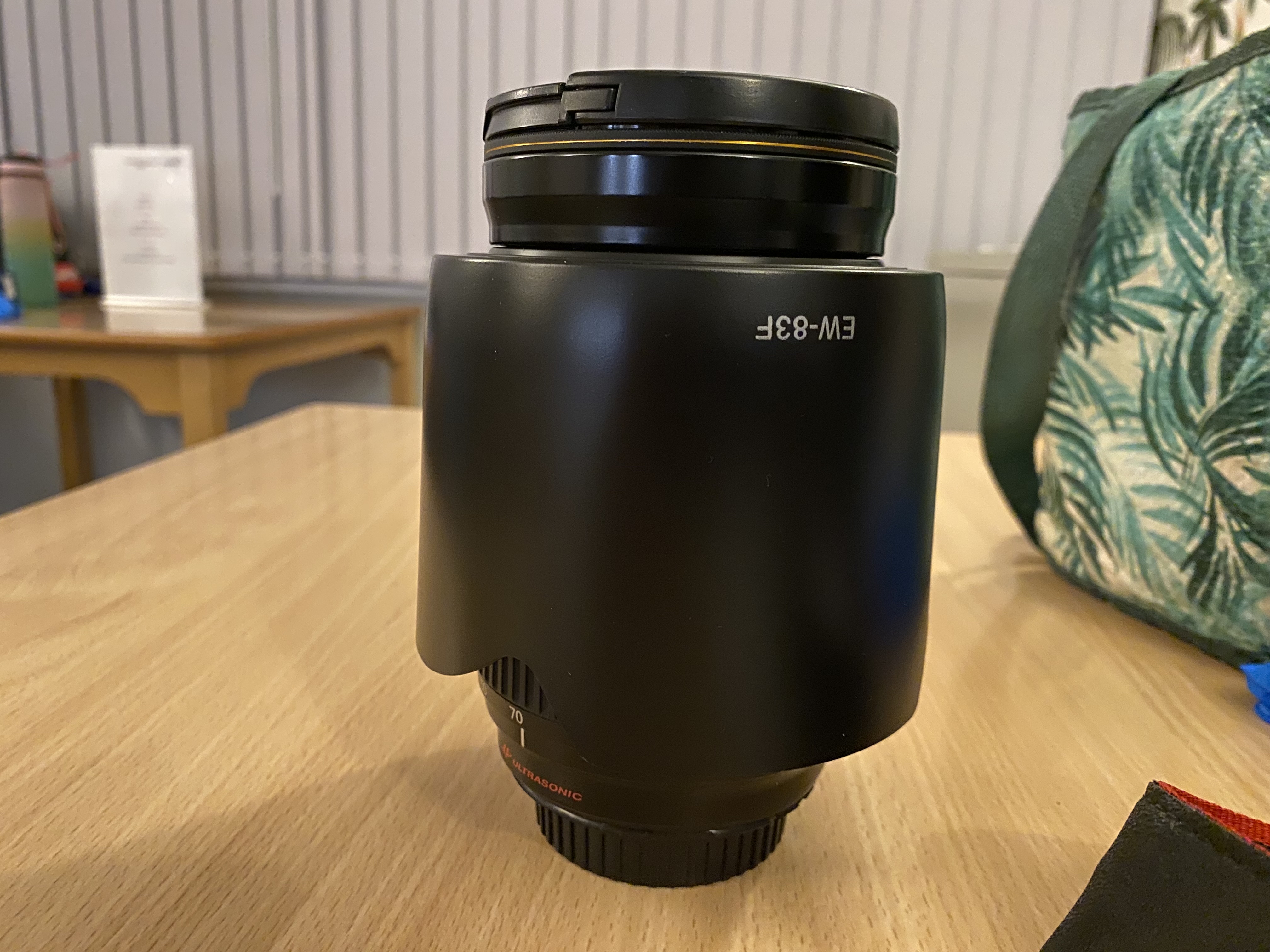 Canon ef 24-70mm f:2.8  l lens 