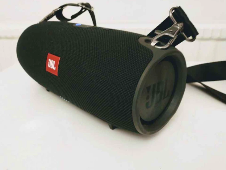 Jbl xtreme portabel bluetooth högtalare