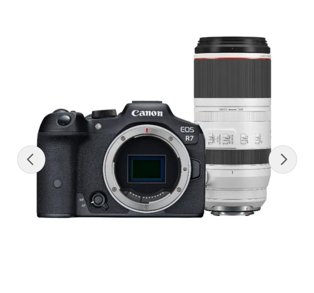 Kamera med linse: canon eos r7 og rf 100-500mm f/4.5-7.1 l is usm telezoom objektiv