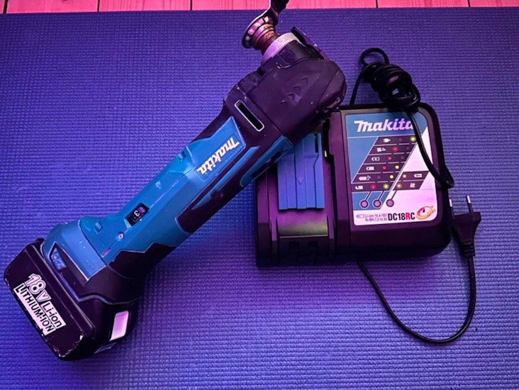 Multiverktyg makita dtm51