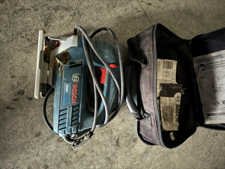 Bosh corded jig saw