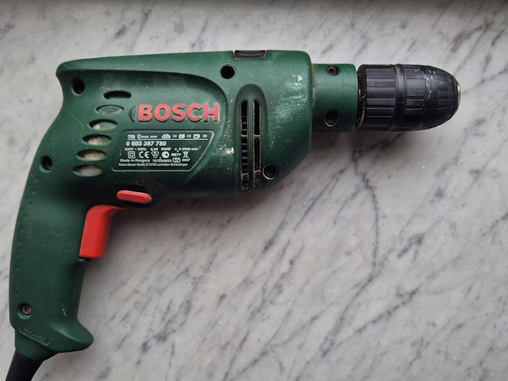 Slagborr med tillbehör