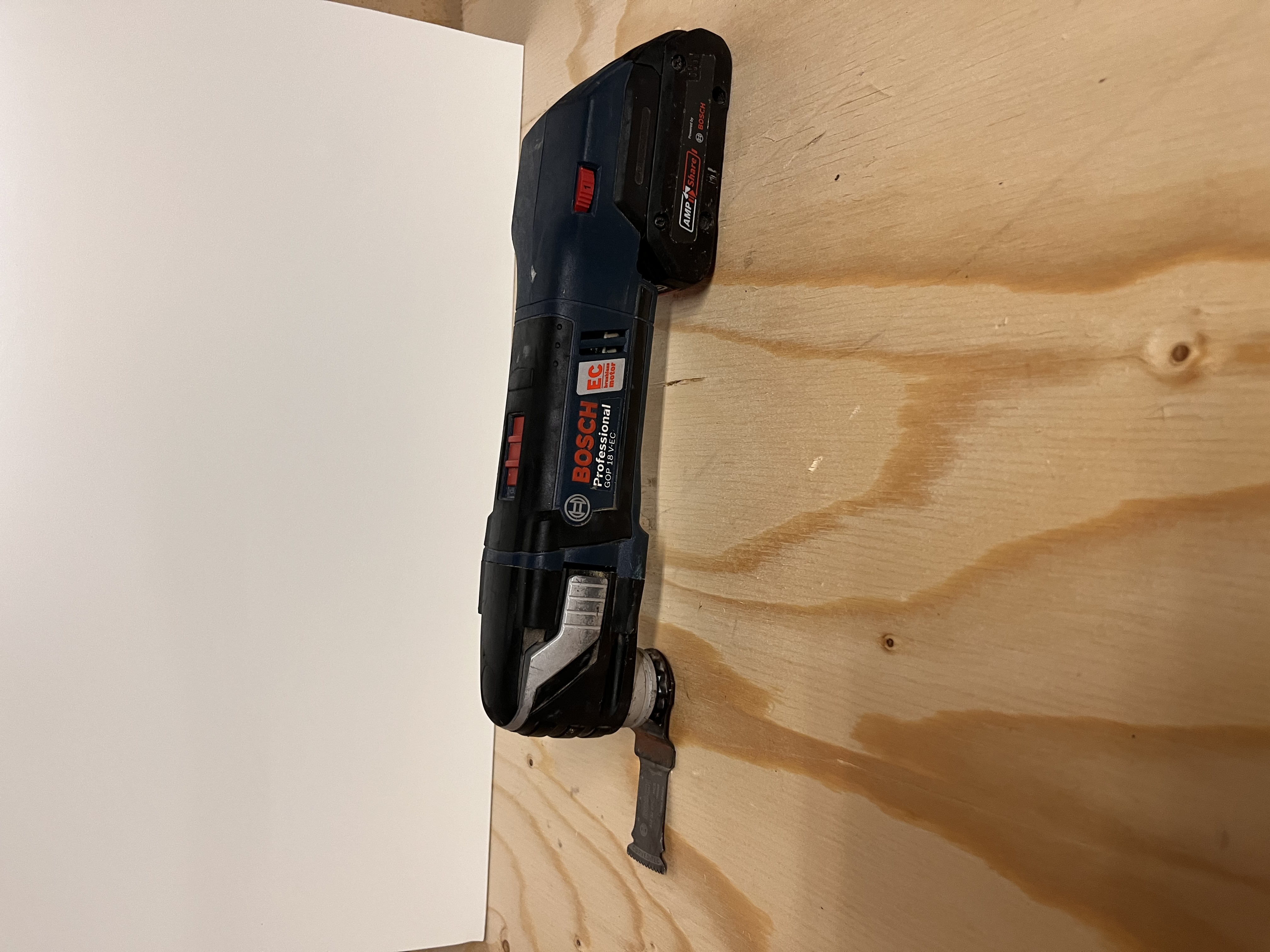 Multiverktyg bosch professional 18v batteri 