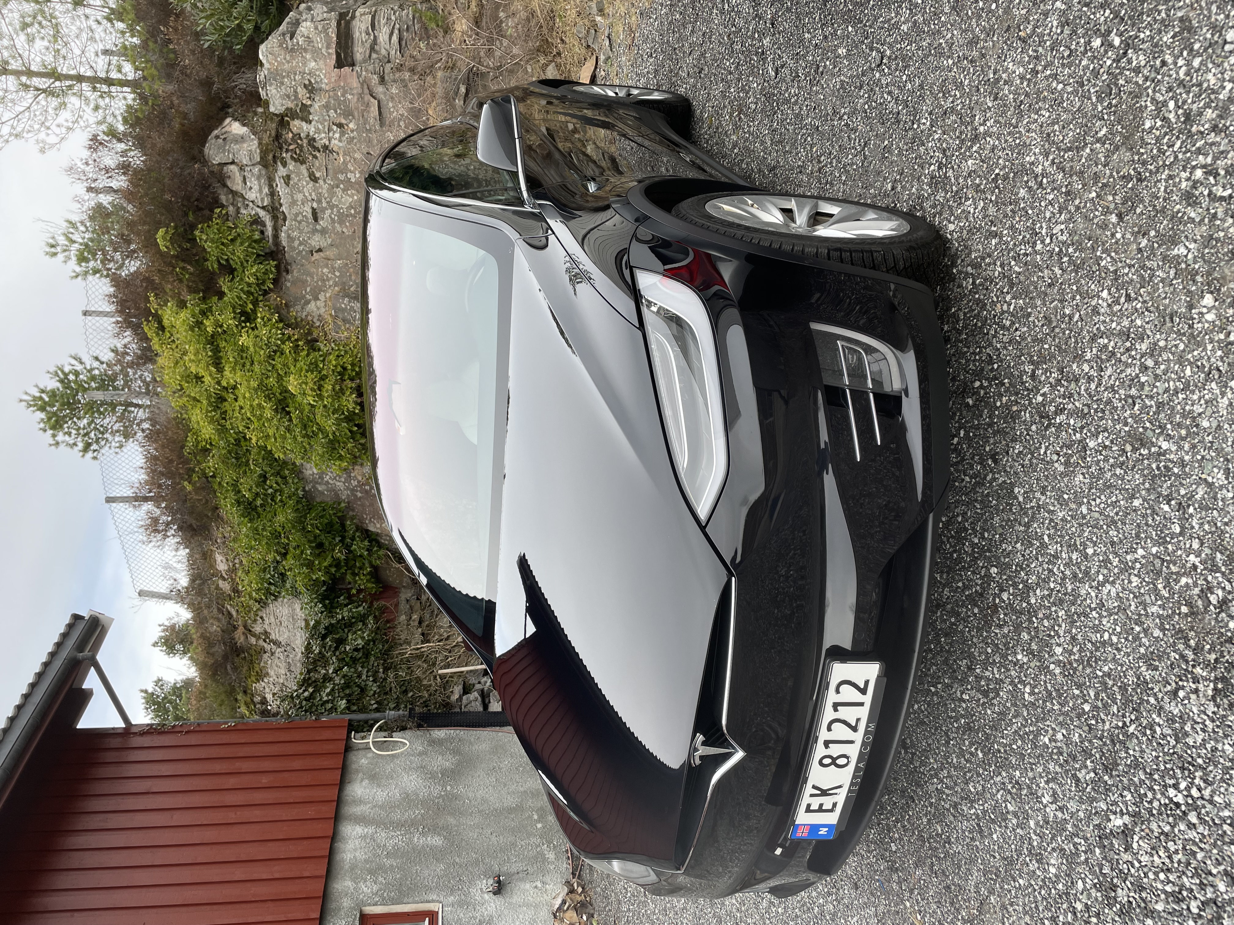 Tesla model x 7 seter gratis superlading