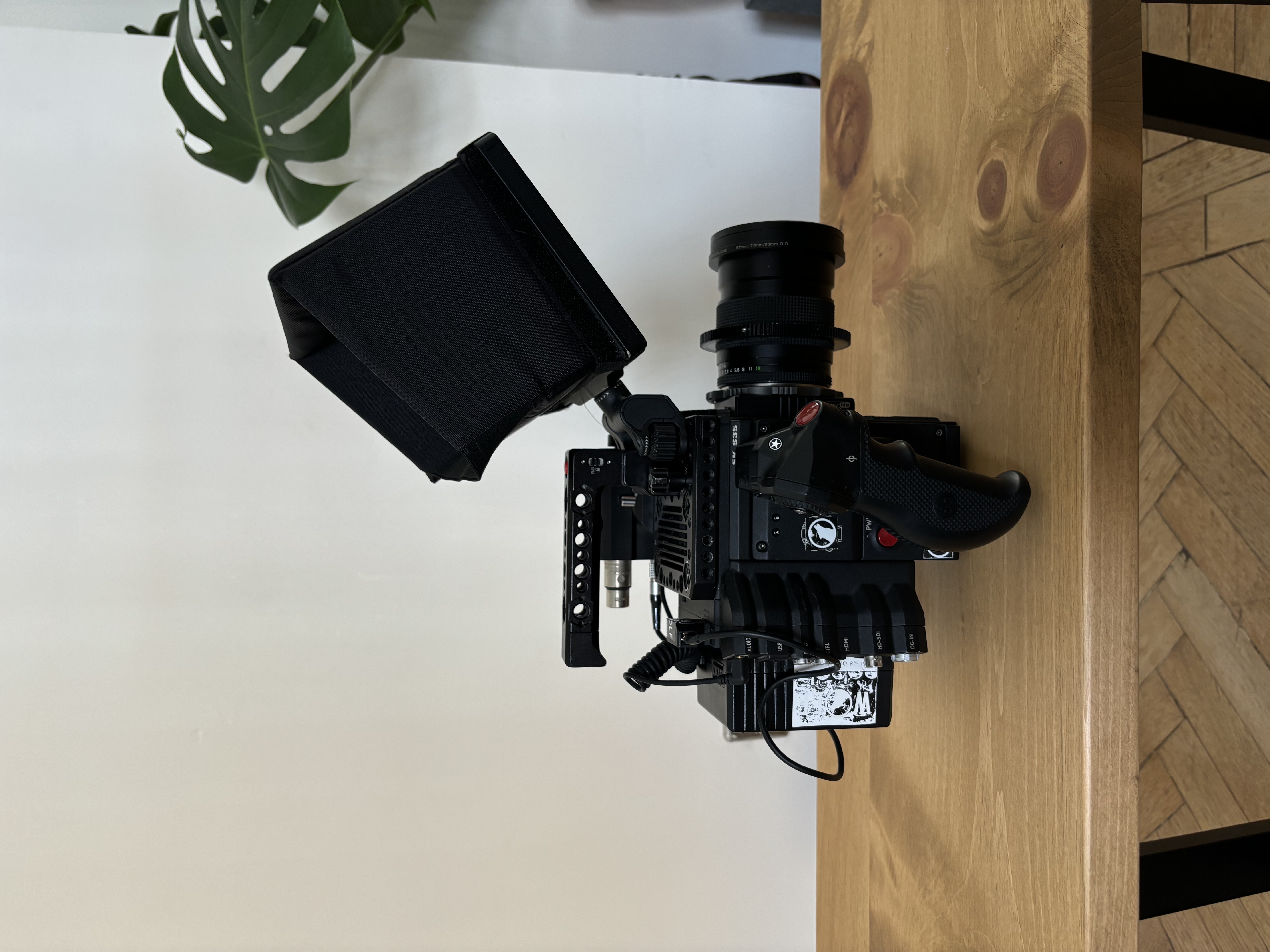 Red gemini cinema camera 5k kit (incl dual audio and 1tb cards)