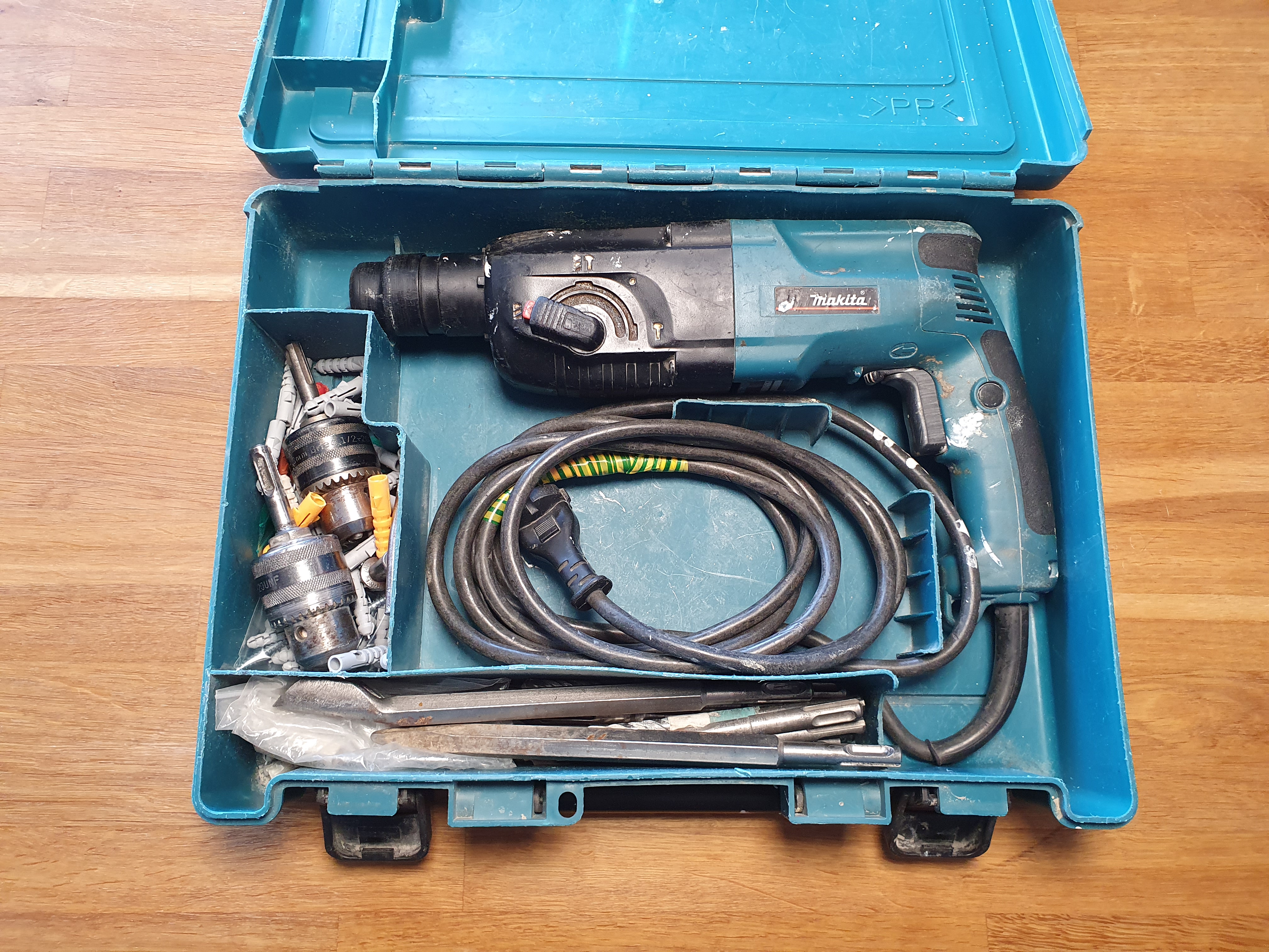 Iskuporakone / poravasara makita sds+