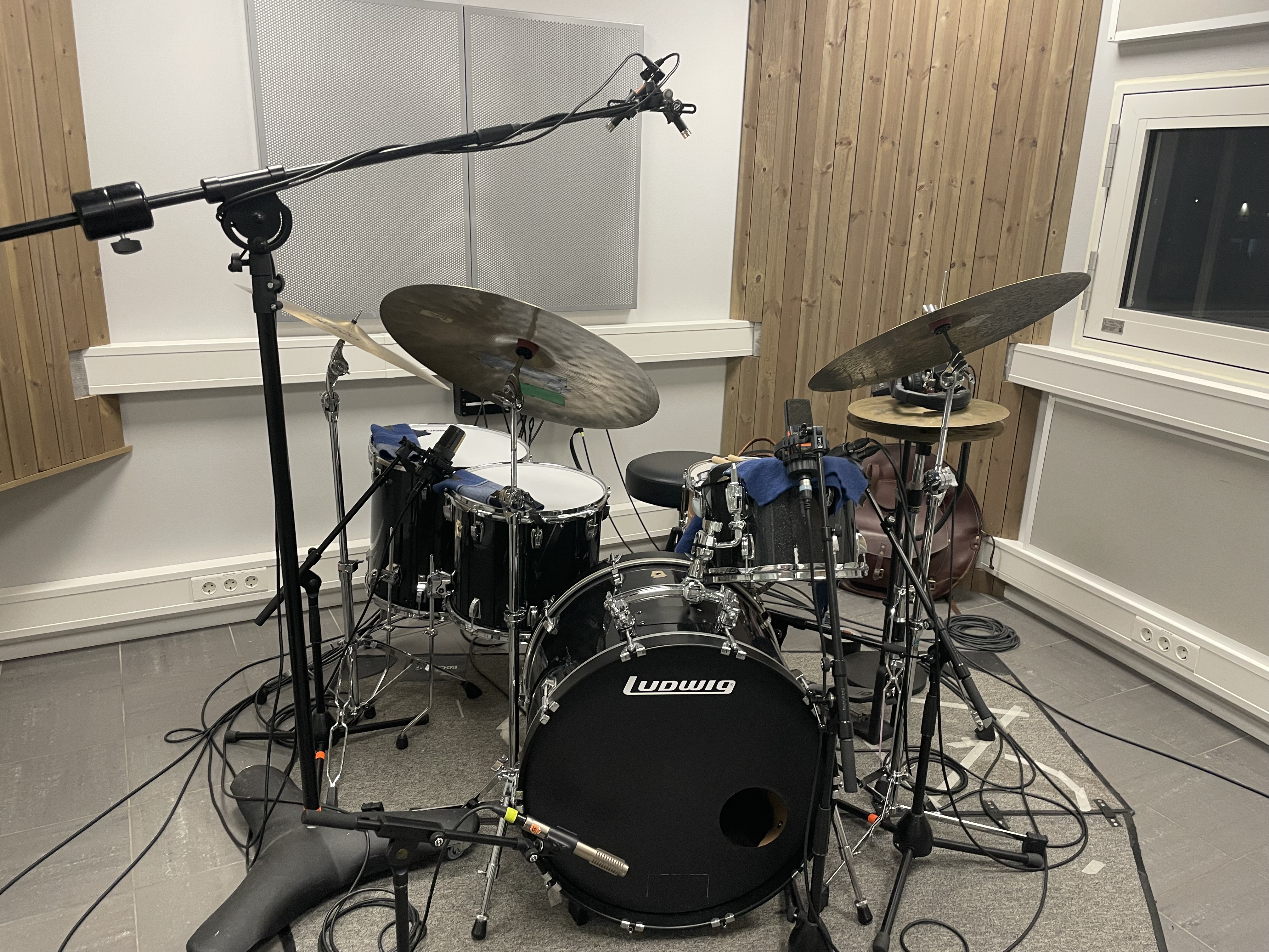 Ludwig classic maple