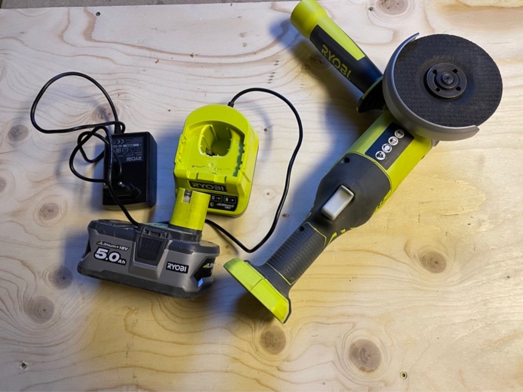 Ryobi vinkelslip r18ag