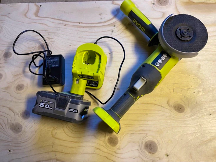 Ryobi vinkelslip r18ag