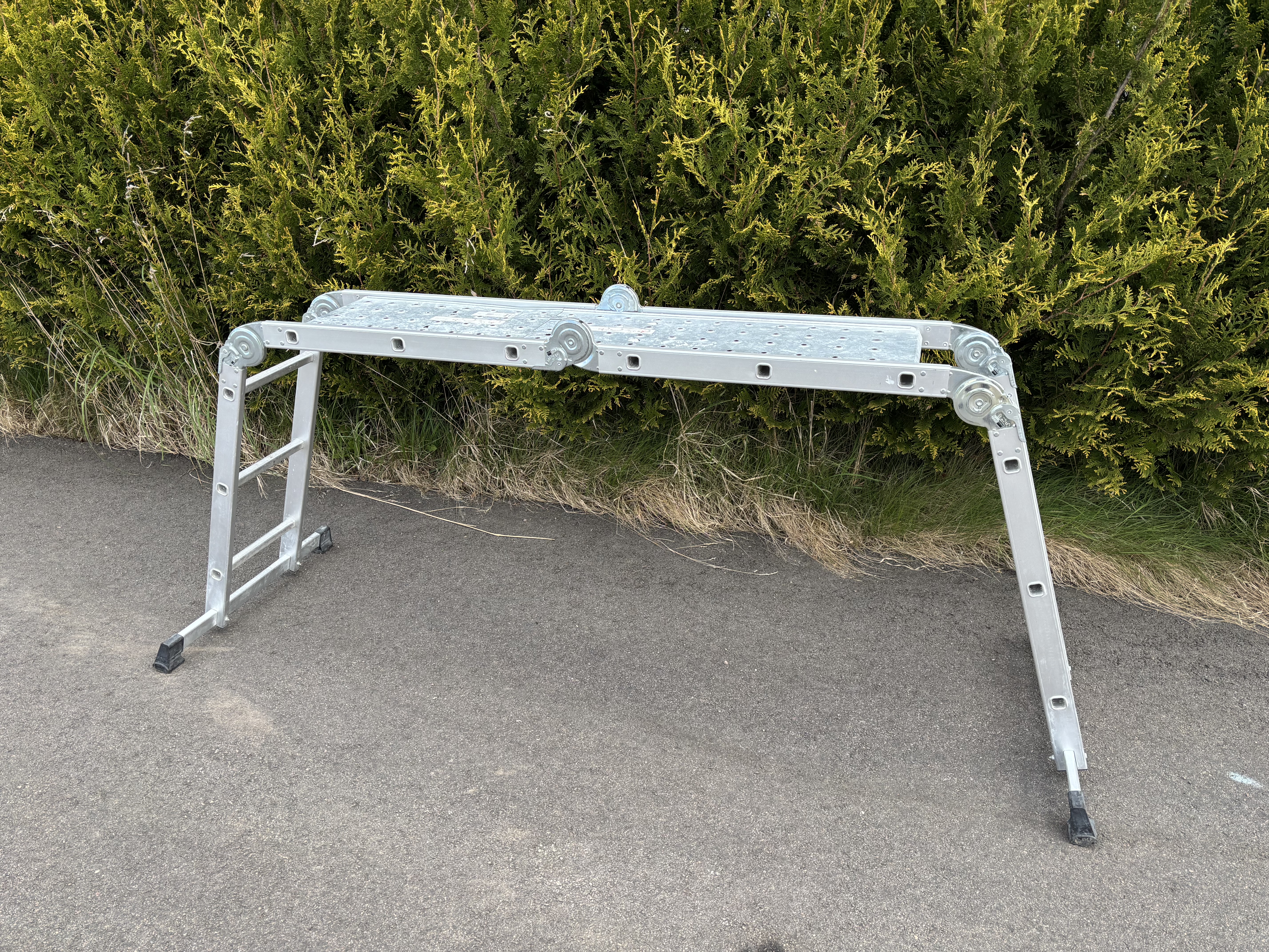 Arbetsplattform / stege i aluminium / kombistege