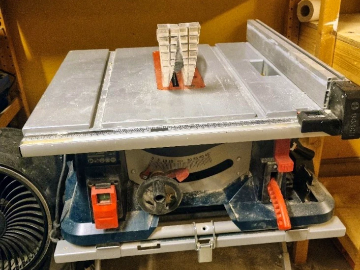 Bordssåg och bord bosch professional