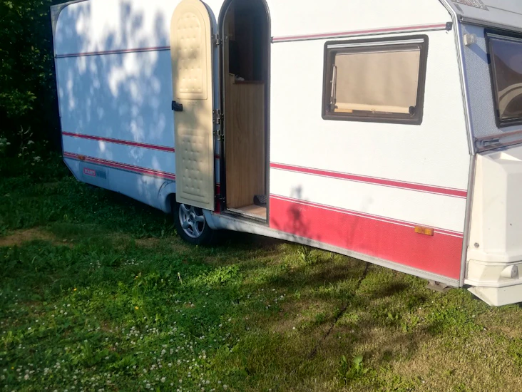 Kabe husvagn uthyres