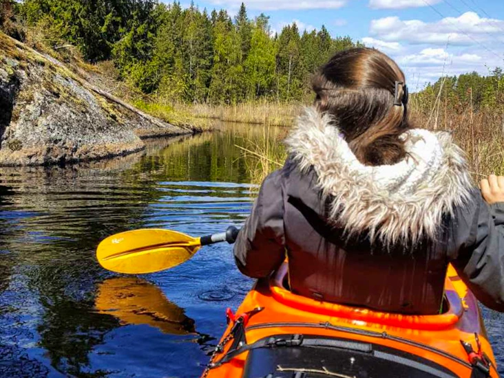 8 kajakker - sjøsettes på nydelig innsjø