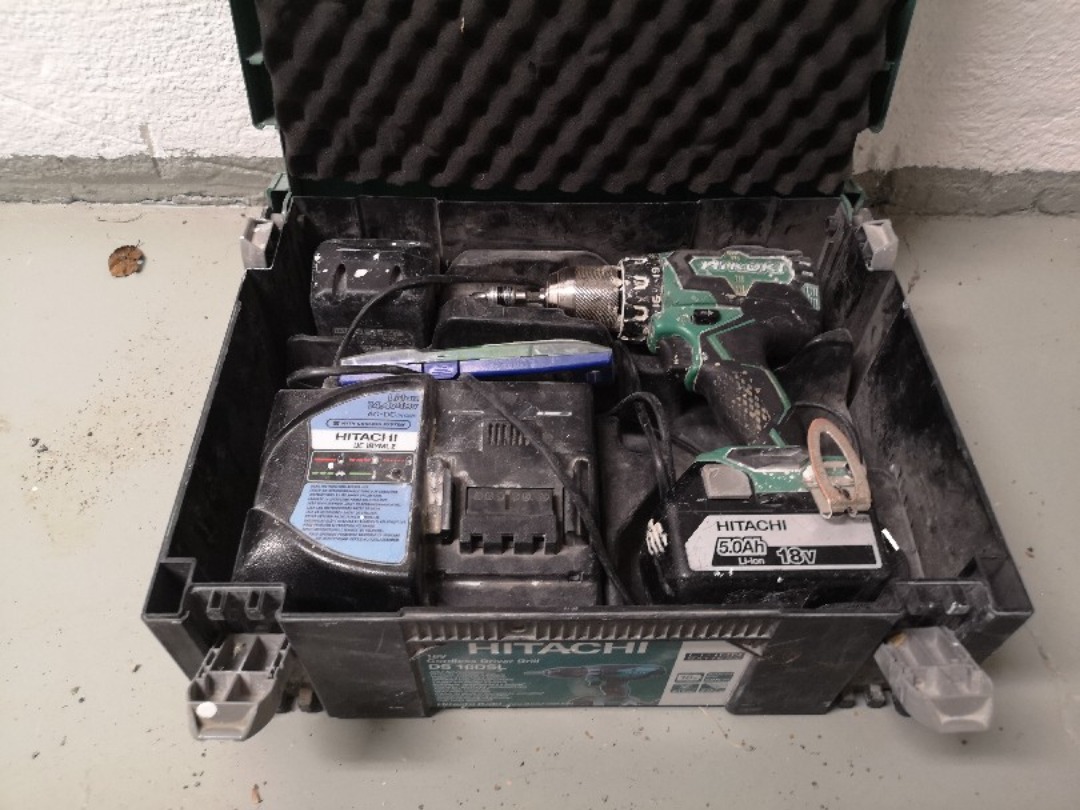 Hitachi skruvdragare 