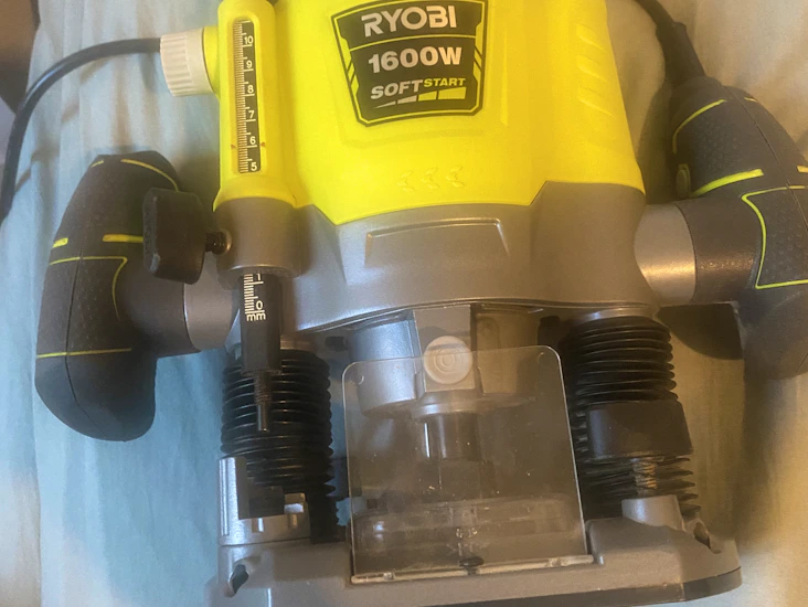Handöverfräs ryobi 1600 w