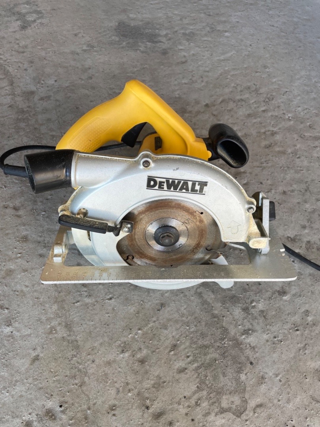 Dewalt sirkelsag