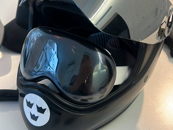 Apple vision pro 256gb, storlek solo knit band - m, dual loop band - m.