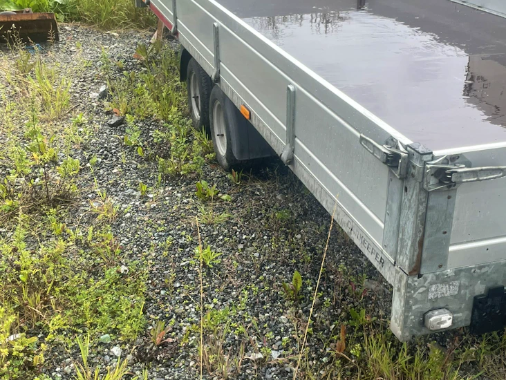 2,7tonn bilfrakter / multihenger