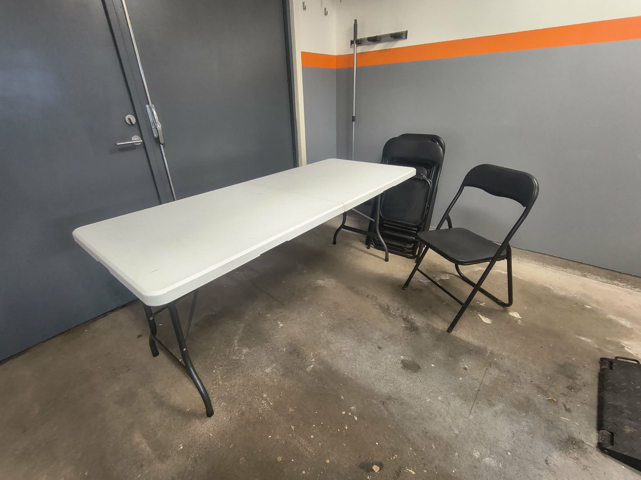 Hopfällbart bord och stolar