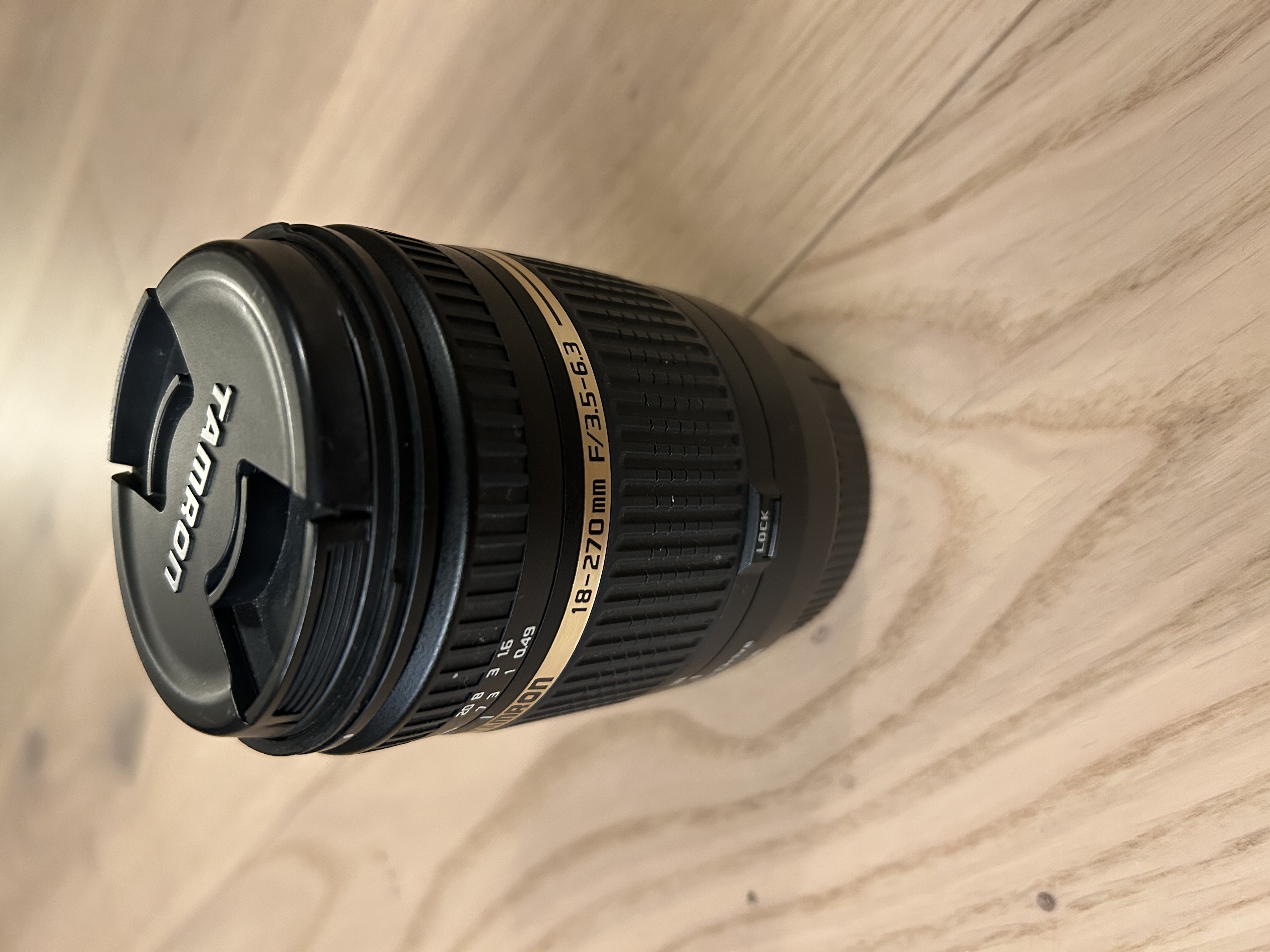 Tamron 18-270mm f/3,5-6,3