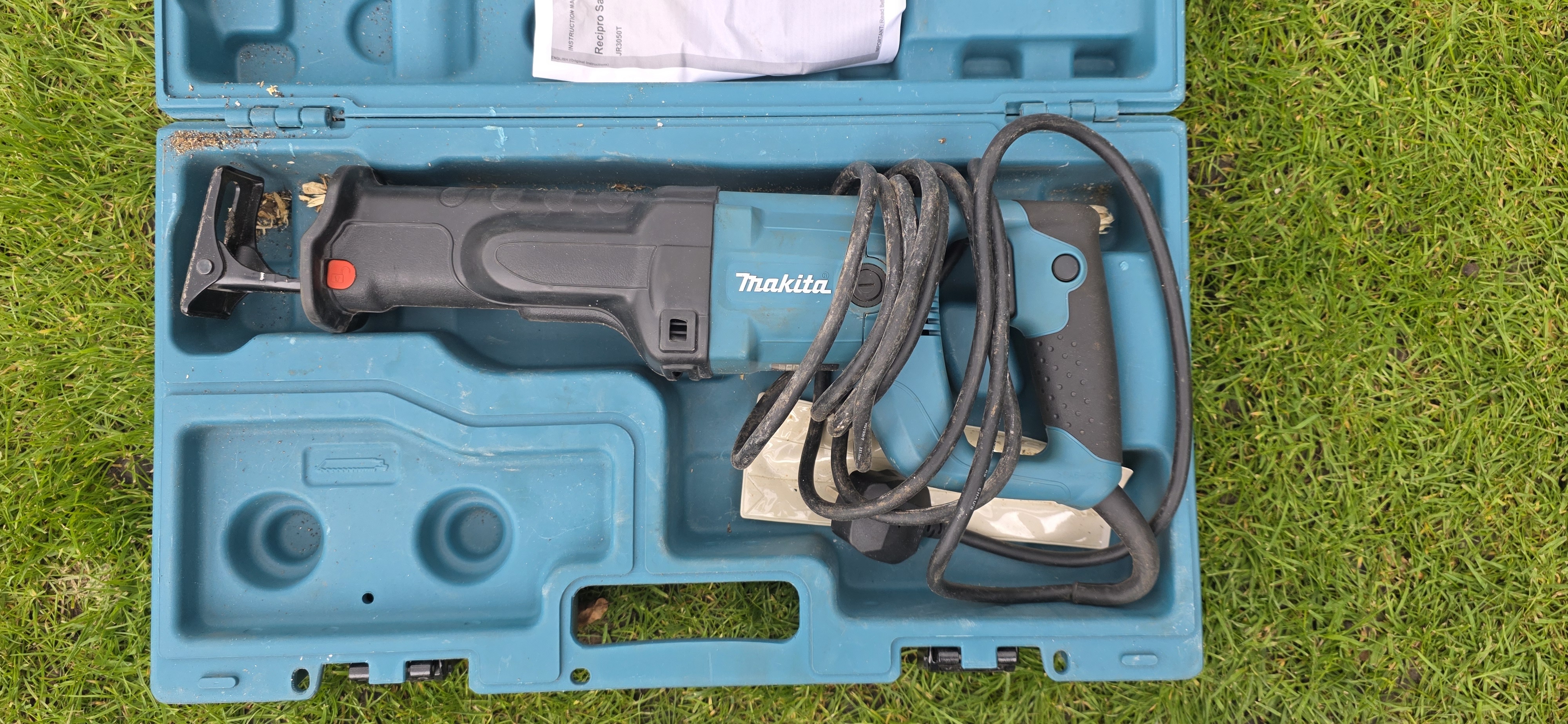 Makita jr3050t reciprocating saw 240v