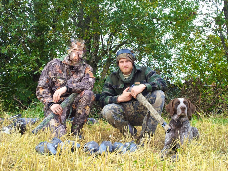 Duejakt? utstyrspakke for flere personer.