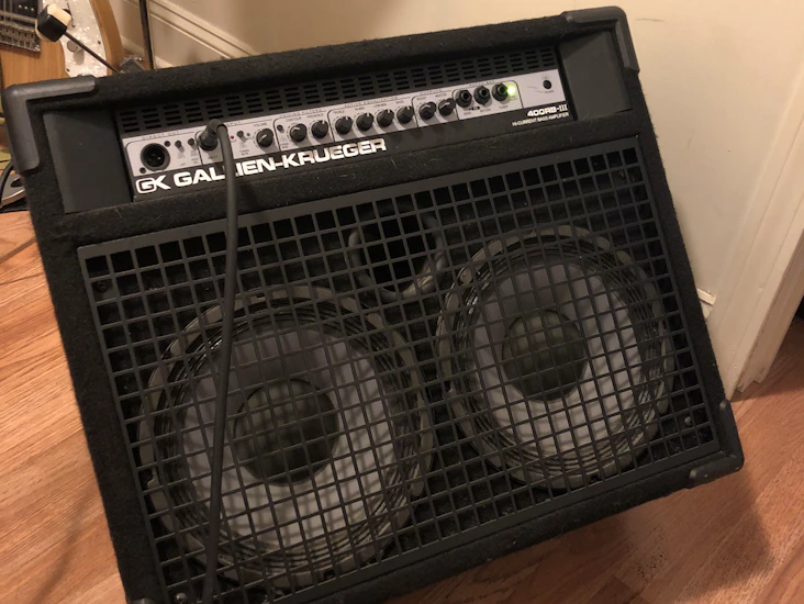 Gallien krueger 400rb bass amp