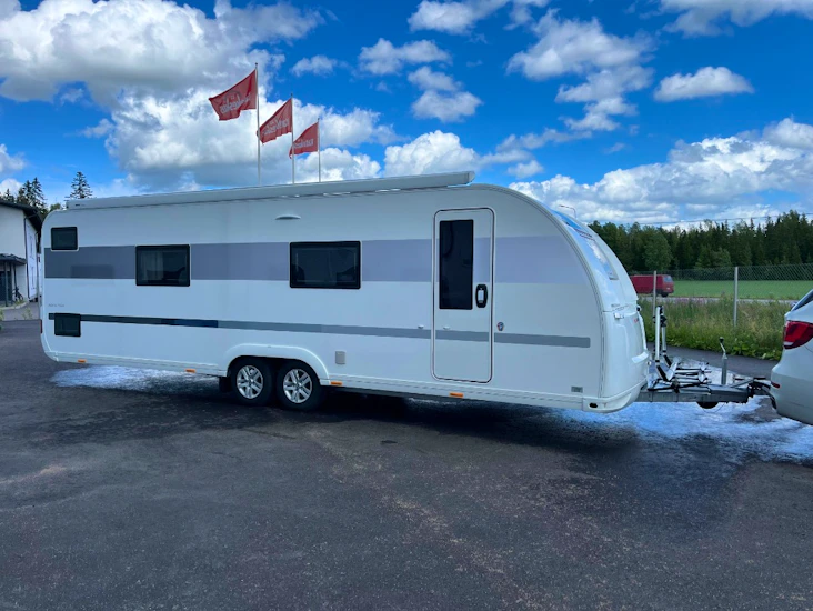 Asuntovaunu adria alpina 753hk