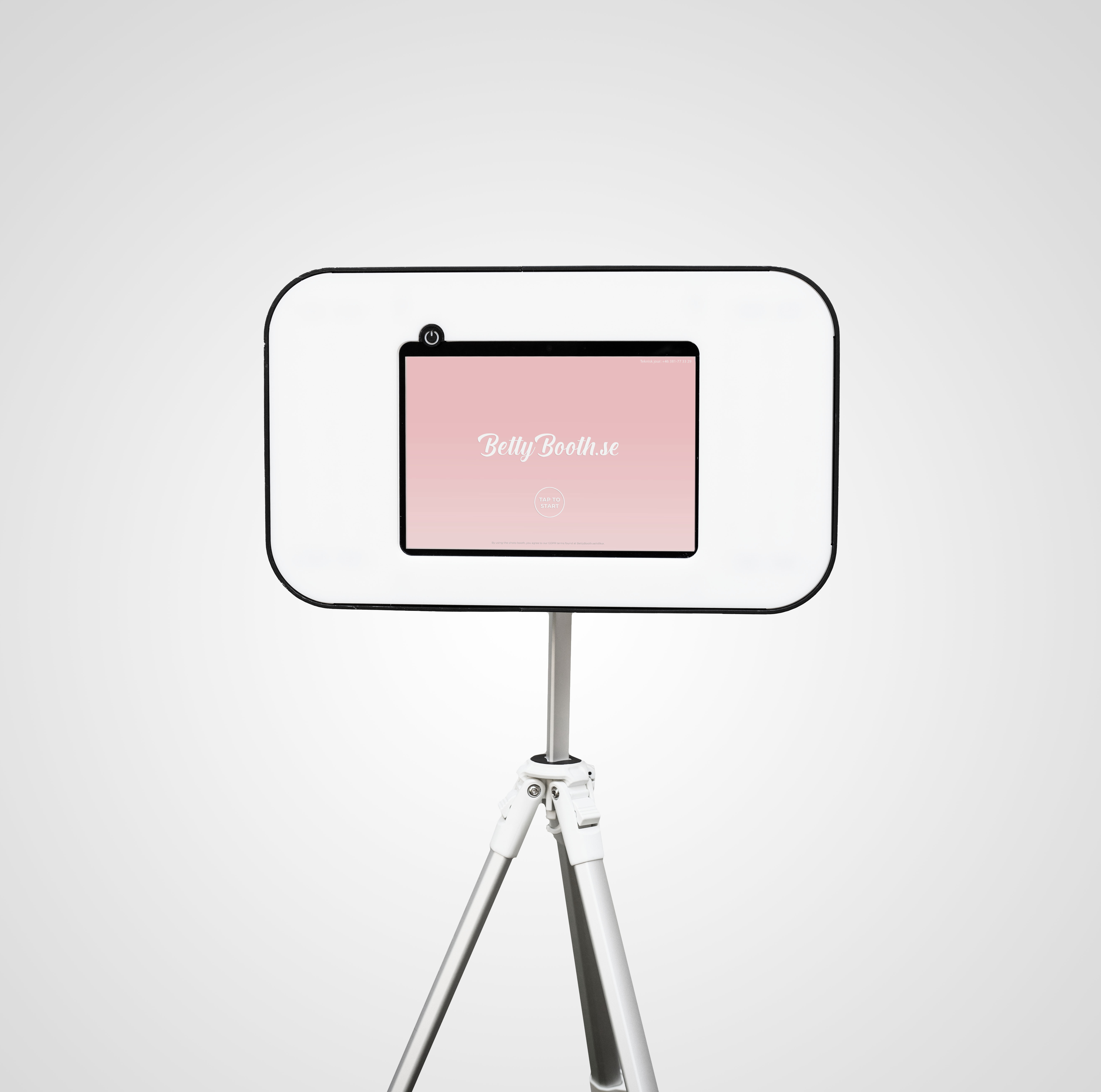 Photo booth - betty booth light