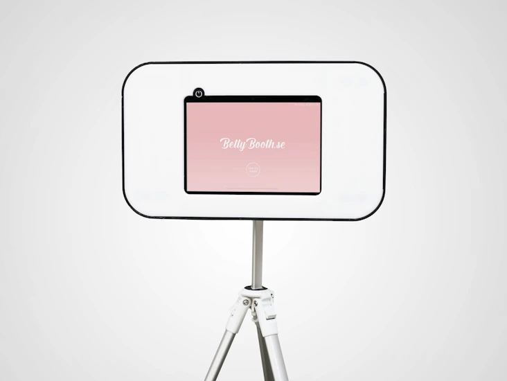 Photo booth - betty booth light