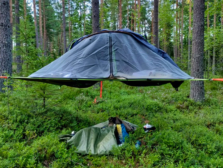 Tentsile connect safari leijuva teltta