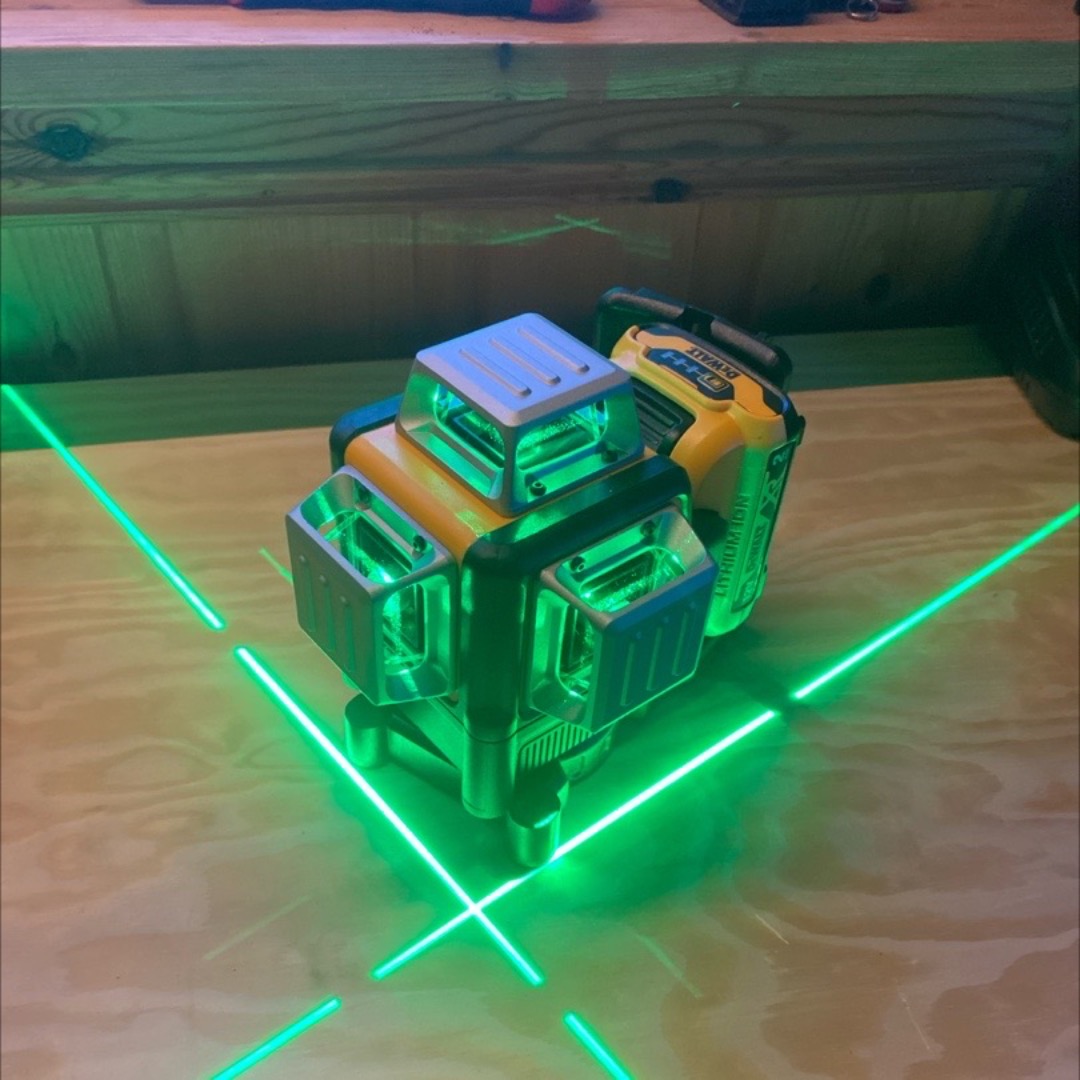 Dewalt dce089g krysslaser