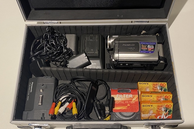 Panasonic mini dv ds99 camcorder + digital capture kit