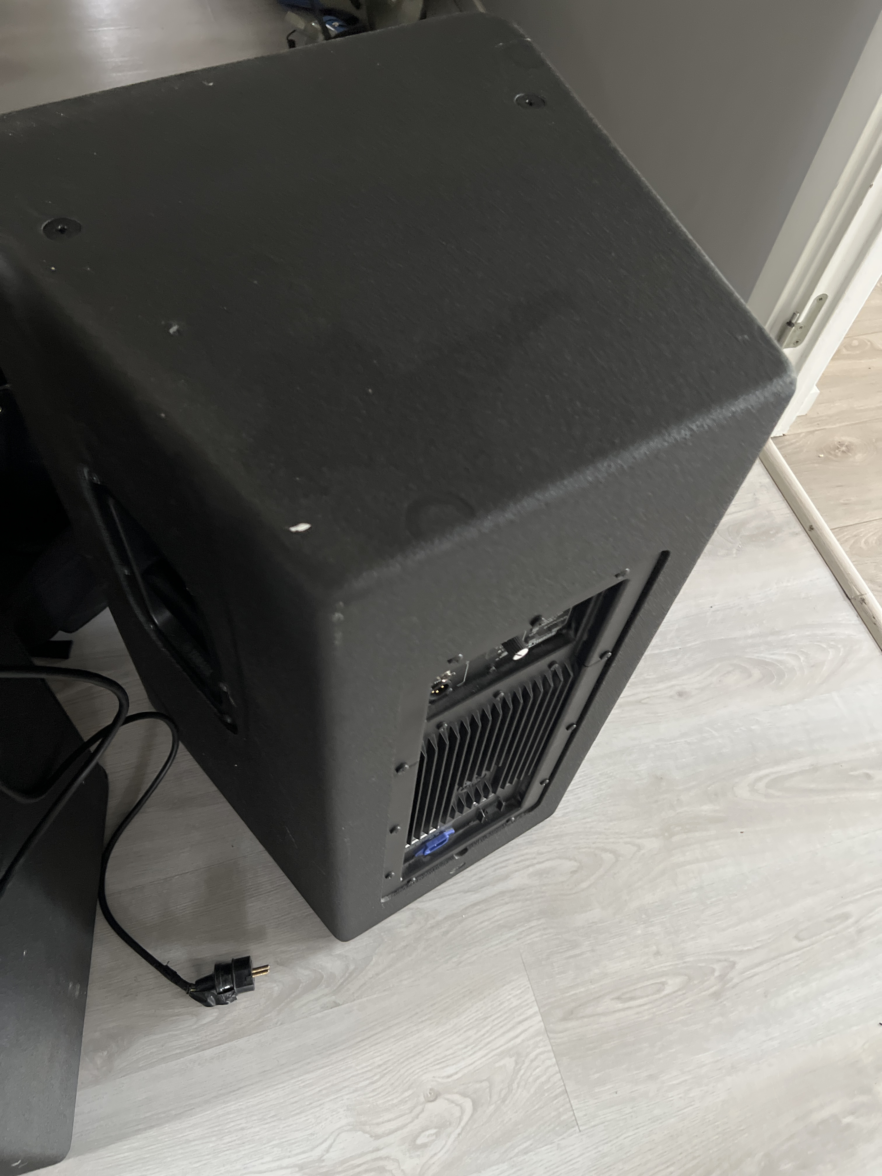 Pa högtalare yamaha dxr15