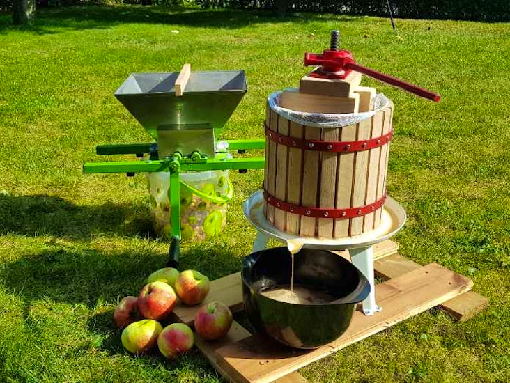 Fruktkross och fruktpress.